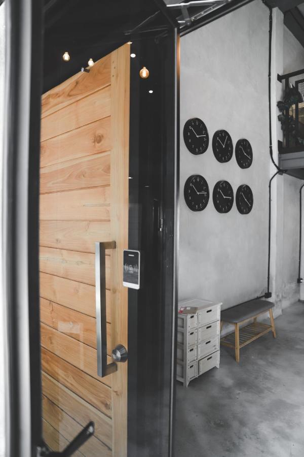בנגקוק The Cube Hostel Khaosan מראה חיצוני תמונה