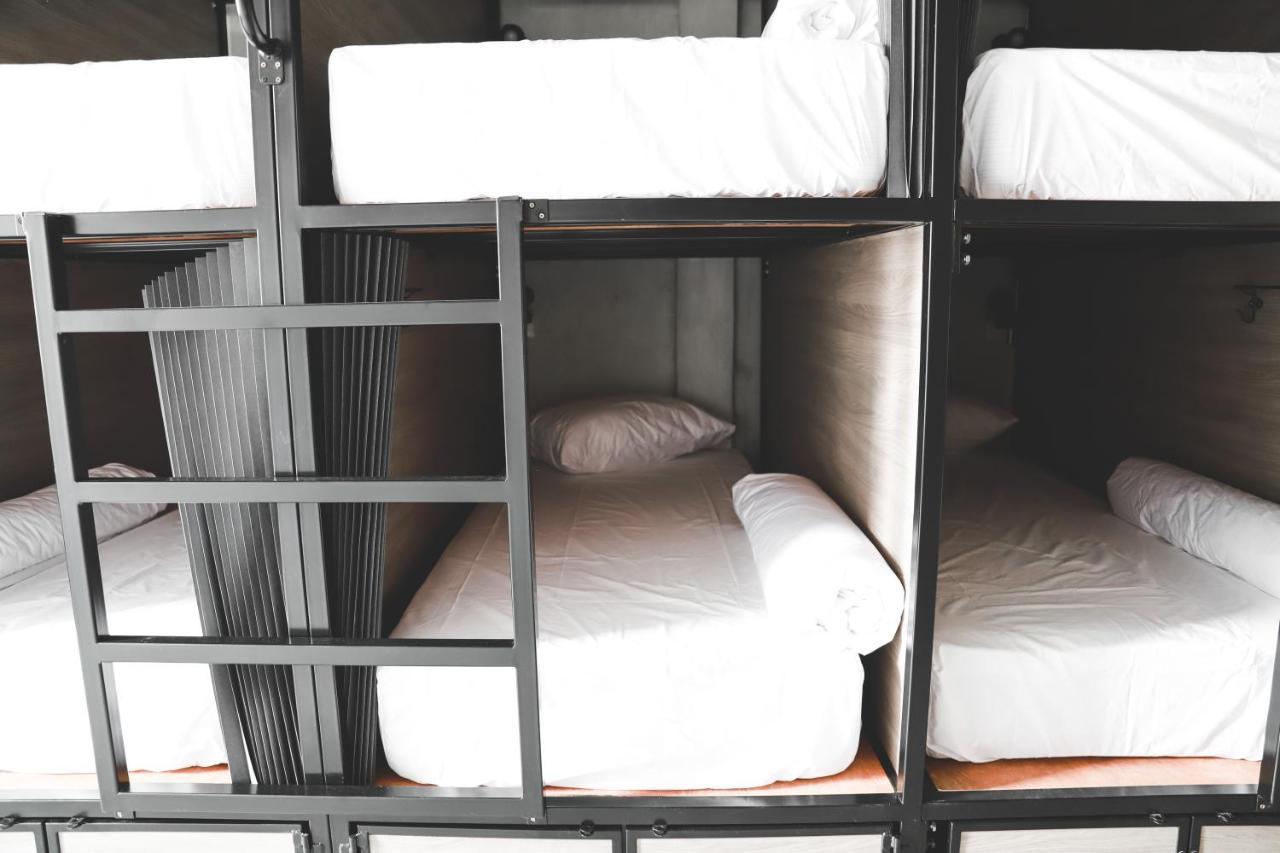 בנגקוק The Cube Hostel Khaosan מראה חיצוני תמונה