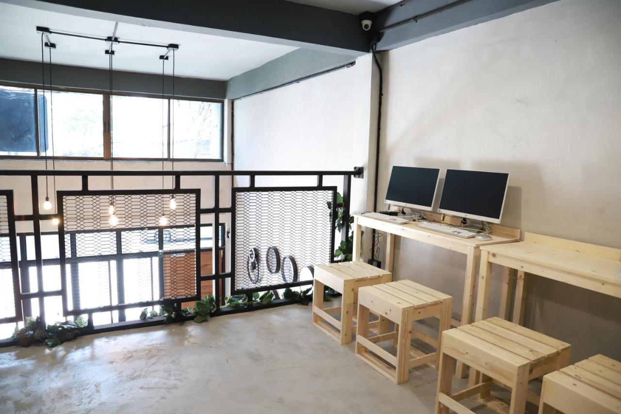 בנגקוק The Cube Hostel Khaosan מראה חיצוני תמונה
